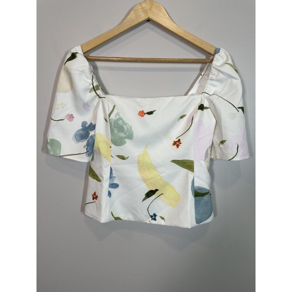 Love Bonito Floral Print Crop Top Women's Size 6 White Blouse Cottagecore